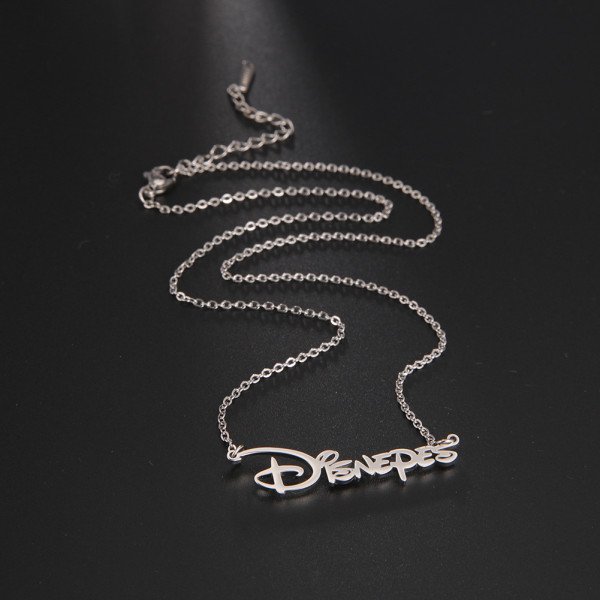 Halskette mit Textmotiv – Personalisierte Namenskette aus Edelstahl